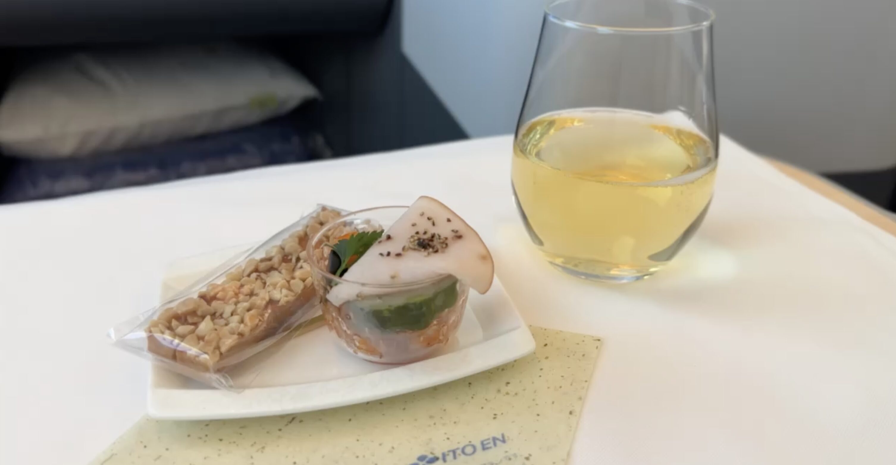 ANA THE Room 機内食 アミューズ