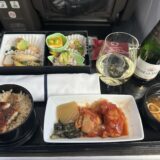 【Premium Class】ANA 国内線 プレミアムクラス｜沖縄線の快適なシートの旅は高揚感とときめきを満たしてくれる　