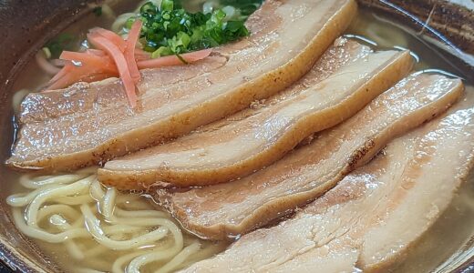 沖縄そば 食べ歩きガイド——ソーキそば・八重山・宮古の違いとおすすめ店