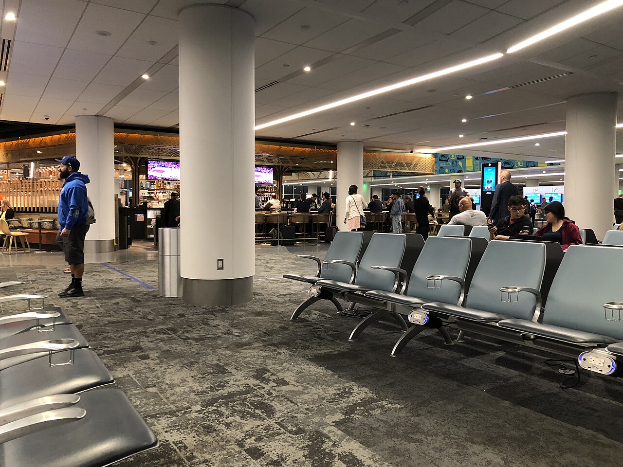 ロサンゼルス国際空港のターミナル外観