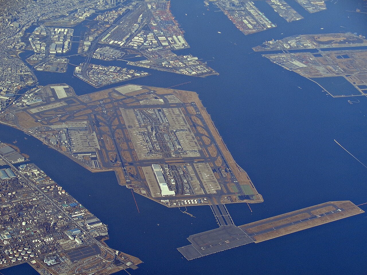 羽田空港