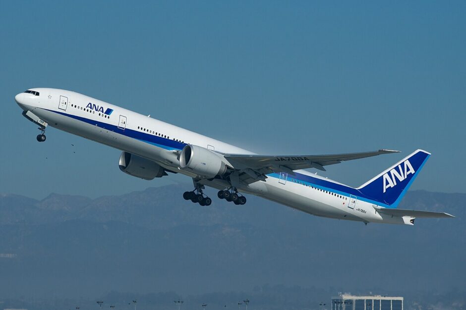 ANA Boeing 777-300ERの機体