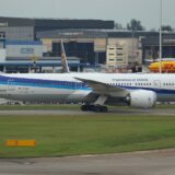 シンガポール・チャンギ空港のANAボーイング787-9型機 JA924A