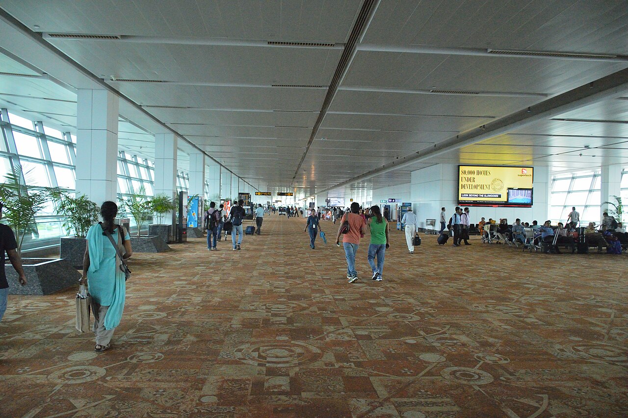 インド・デリーの国際空港ターミナル
