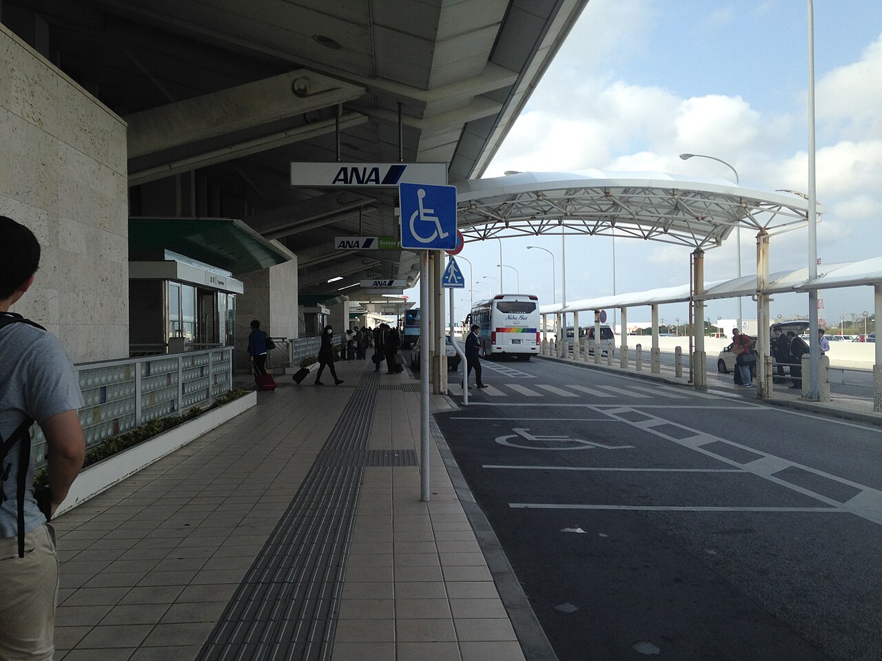 那覇空港ターミナル