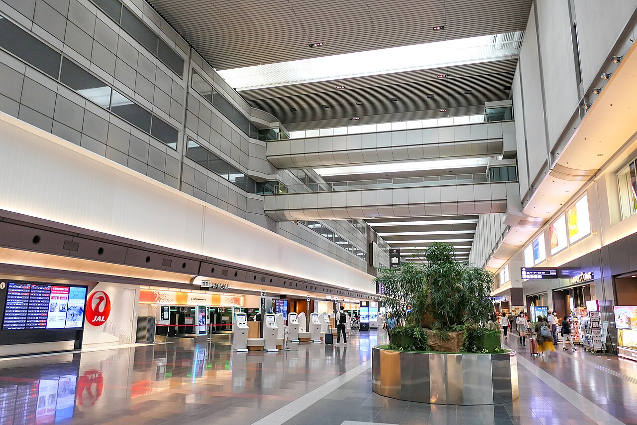 羽田空港第1ターミナル 北ウイングの出発ロビー